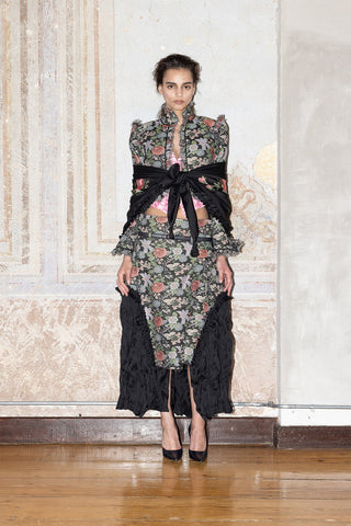 TAILORED PANELED SKIRT IN BROCADE AND SATIN
